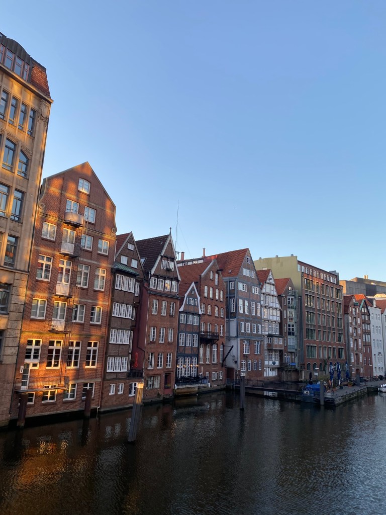 English-Russian Translator in Hamburg